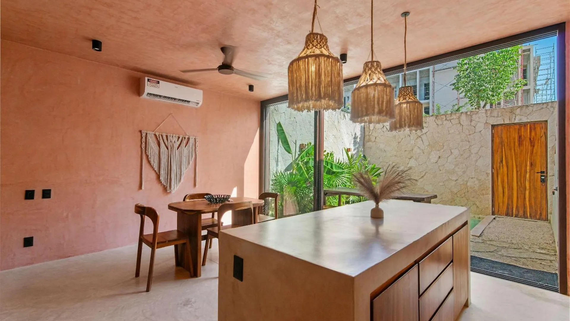 Private & Modern 2-Br Villa Of La Veleta Tulum